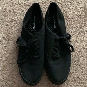 5 for $20! American Eagle black sneakers